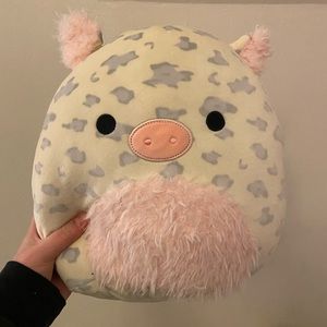 rosie squishmallow